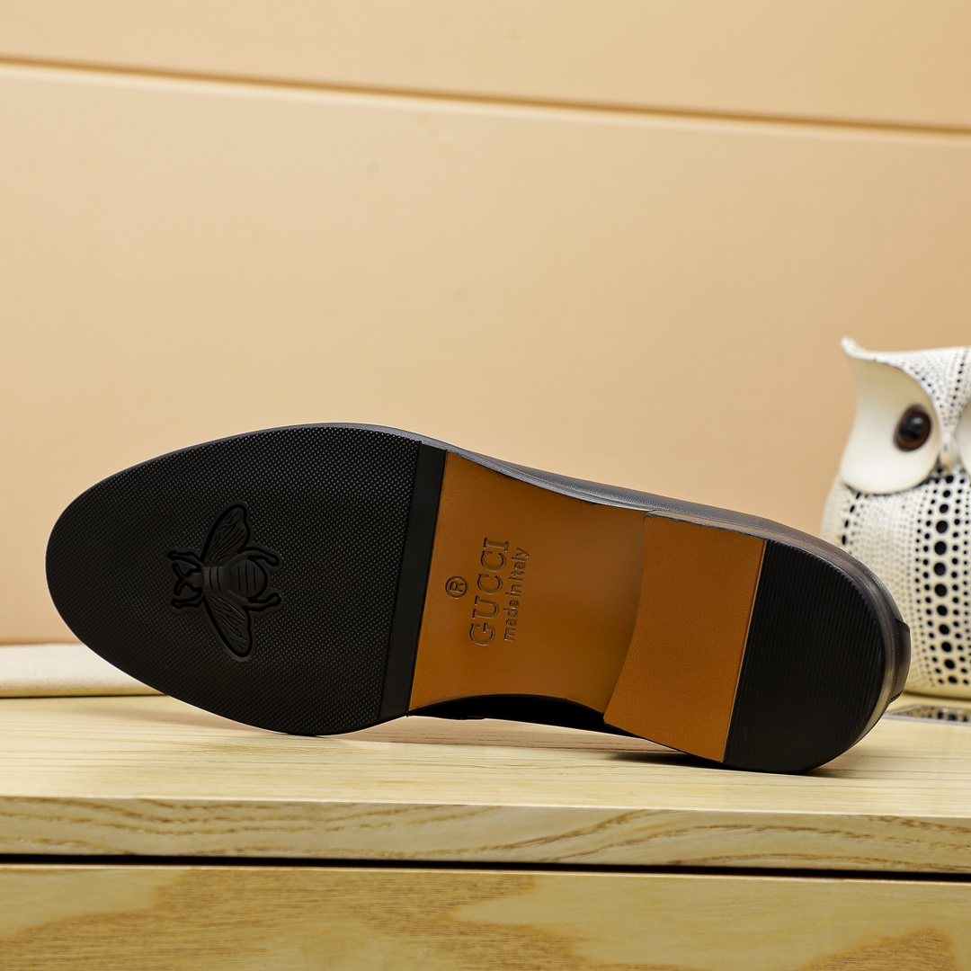 Gucci Black Horsebit Loafers - Leather Lining
